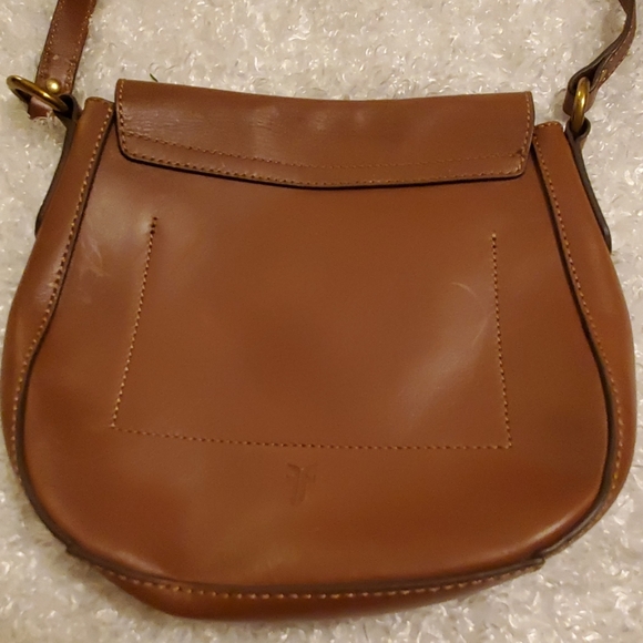 🏵Leather Frye Cognac Crossbody Bag🏵 - Picture 3 of 8